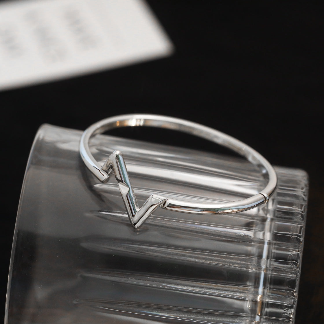 Lume Jewelry「VOLTE UPSITE DOWN ブレスレット」