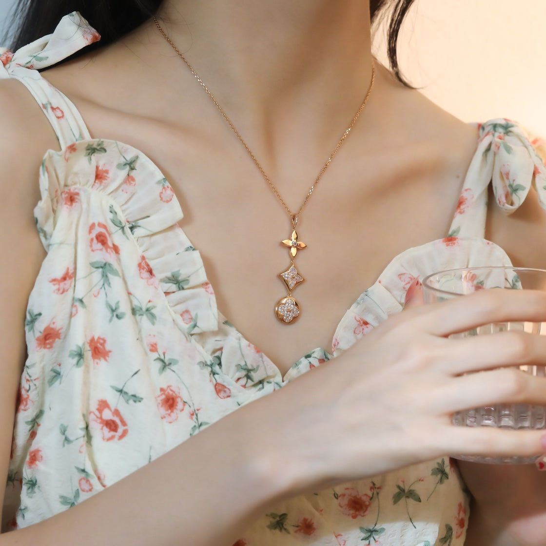 Lume Jewelry「星と太陽」ダイヤモンド ピンクゴールド ネックレス