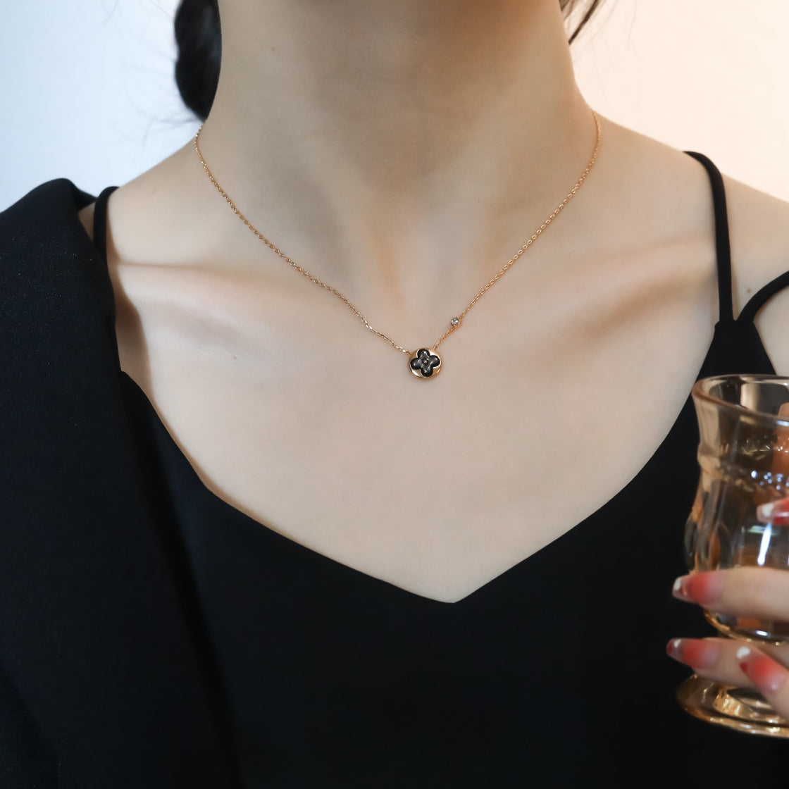 「Lume Jewelry」SUNペンダント ピンクゴールド 1ダイヤモンドネックレス