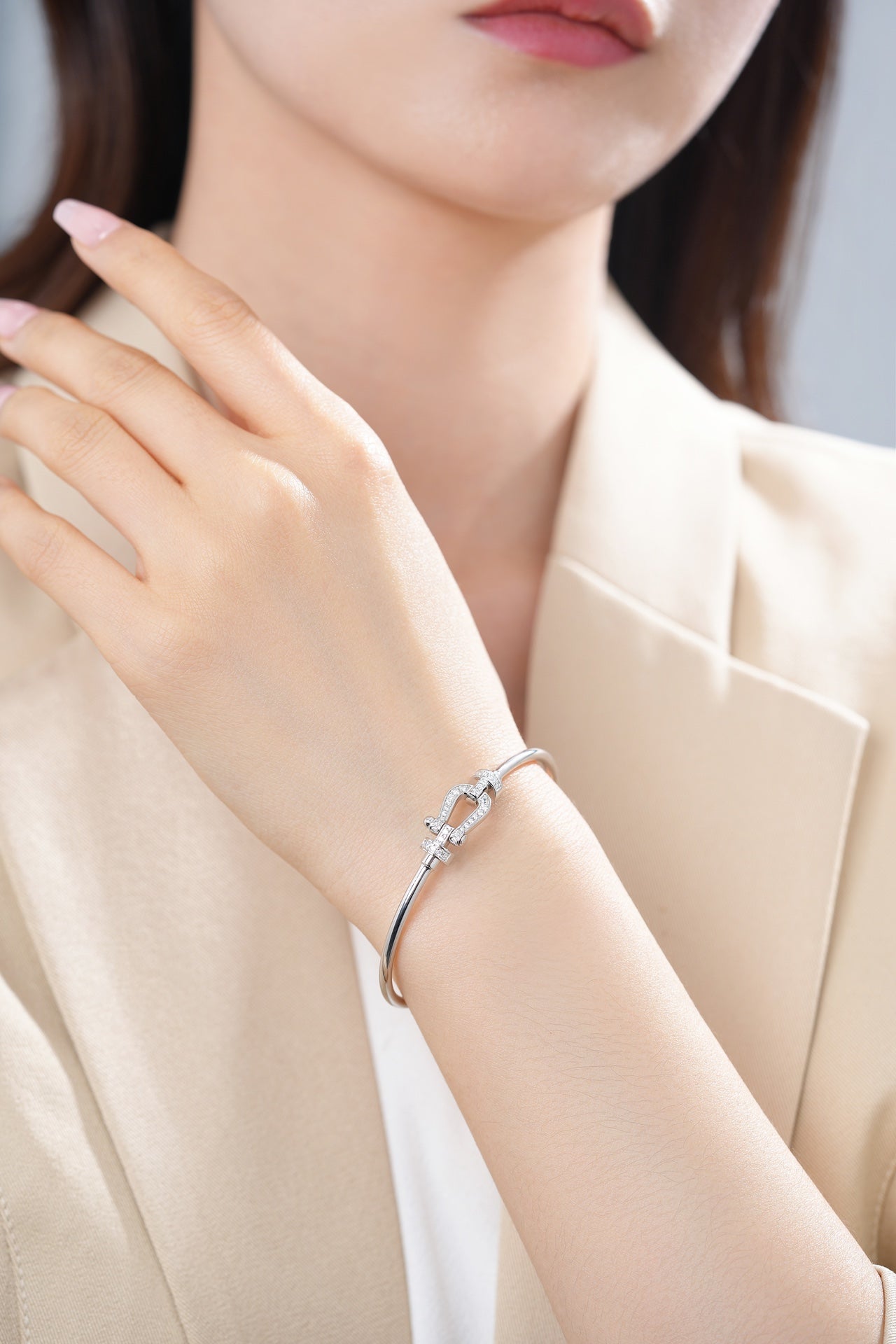 「リューム ジュエリー」フォース10 MM ダイヤモンドブレスレット