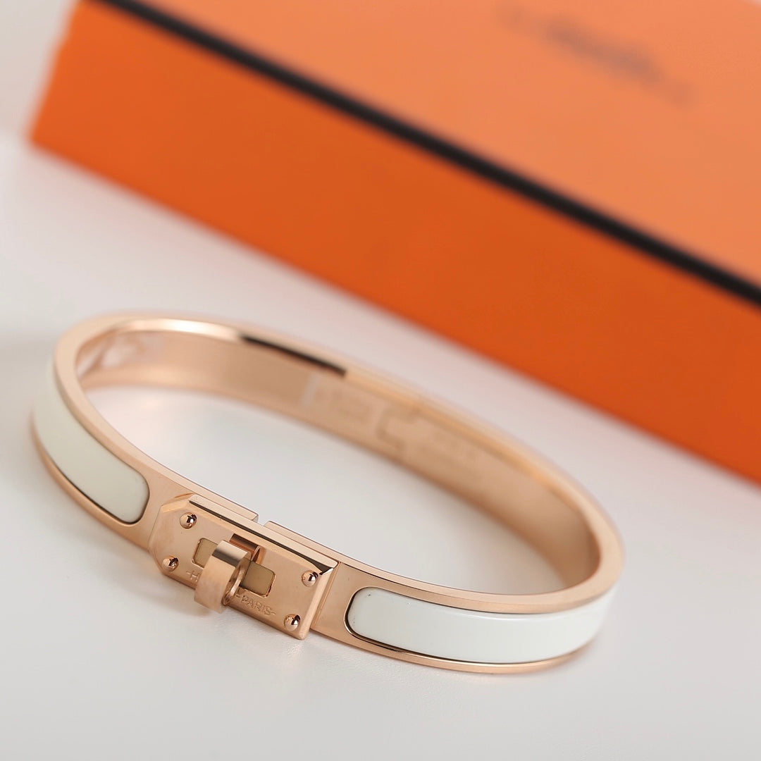 Lume Jewelry HM KELLY WHITE ブレスレット