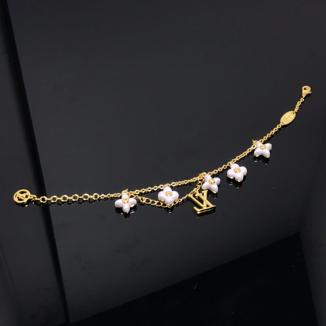 Lume Jewelry ロゴ 6モチーフ スターアンドサン ゴールドブレスレット