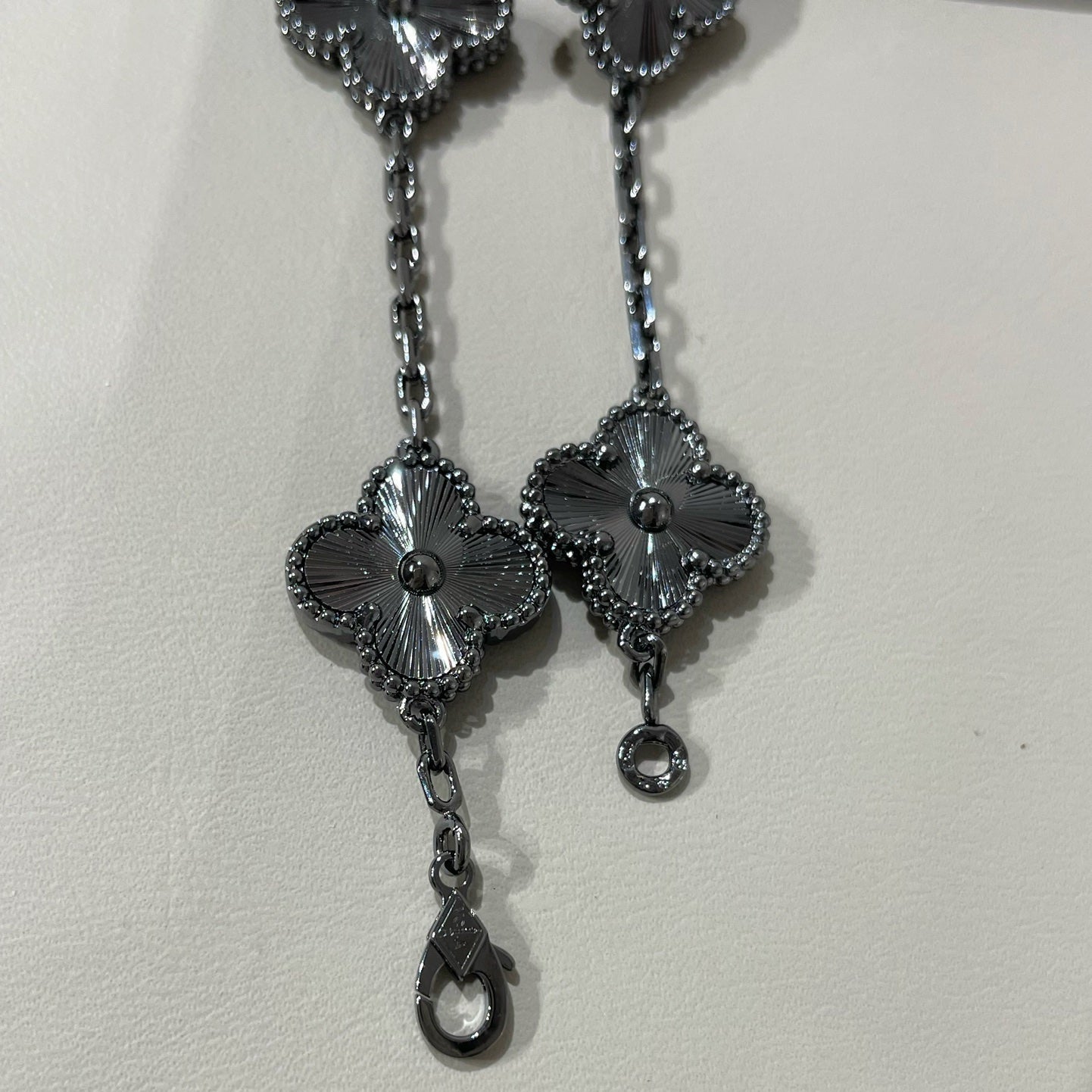 [Lume Jewelry]新作 CLOVER 5モチーフ ブラックブレスレット