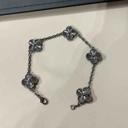 [Lume Jewelry]新作 CLOVER 5モチーフ ブラックブレスレット