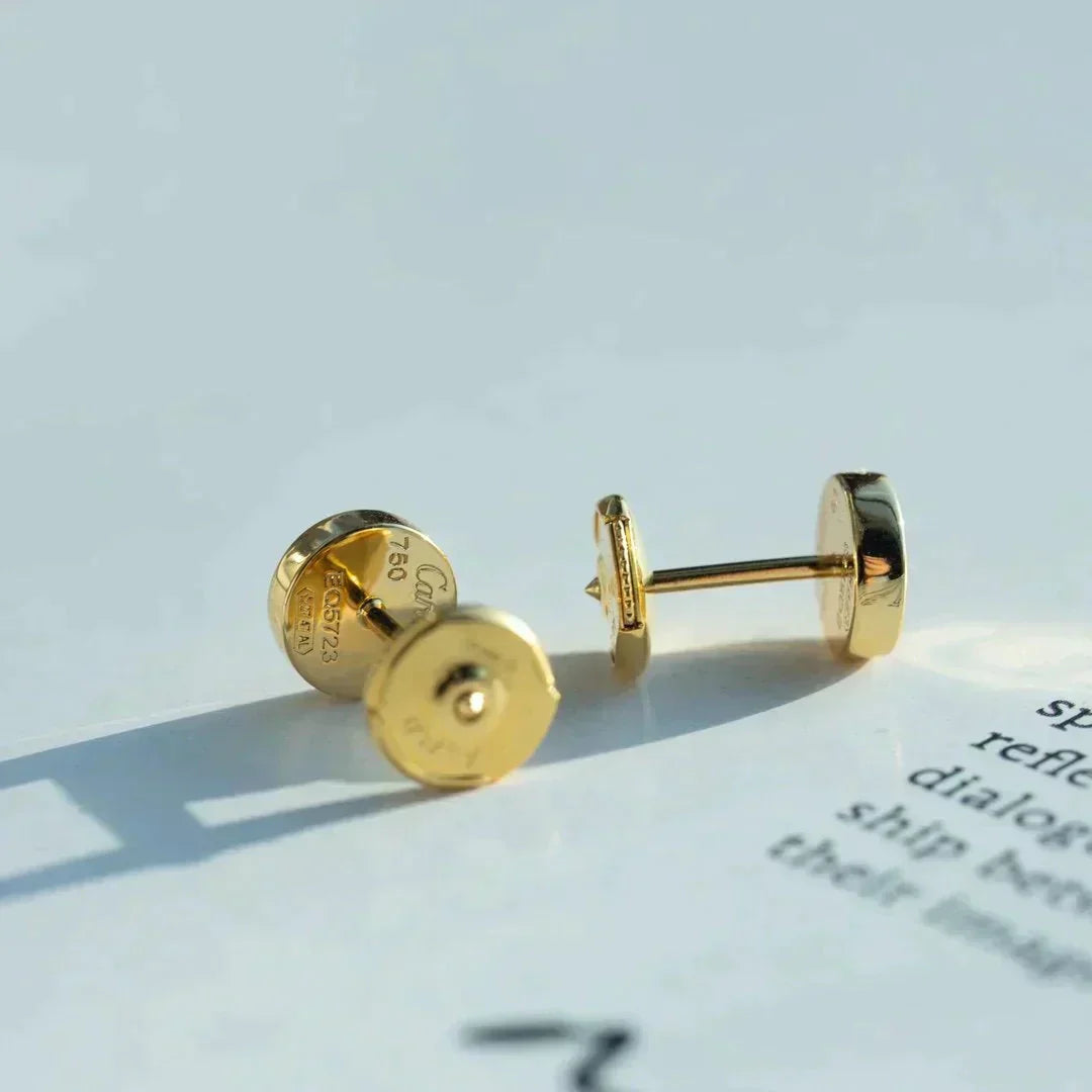 Lume Jewelry「LOVE EARRINGS GOLD 10MM」