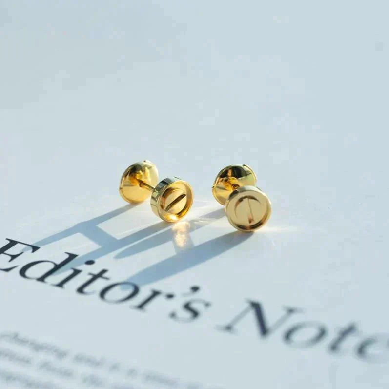 Lume Jewelry「LOVE EARRINGS GOLD 10MM」