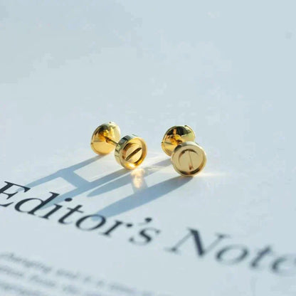Lume Jewelry「LOVE EARRINGS GOLD 10MM」