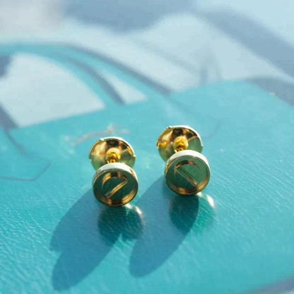 Lume Jewelry「LOVE EARRINGS GOLD 10MM」