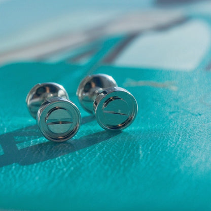 Lume Jewelry「LOVE イヤリング シルバー 10MM」
