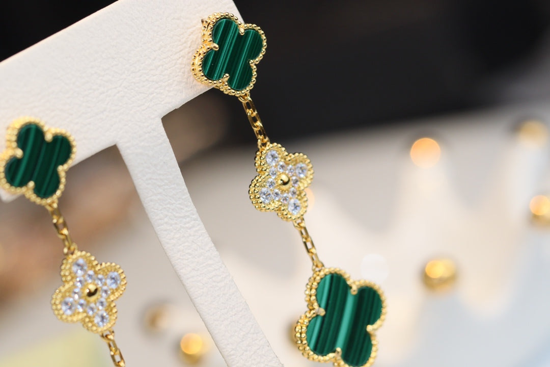 Lume Jewelry クローバーイヤリング ゴールド マラカイト ダイヤモンド 3モチーフ