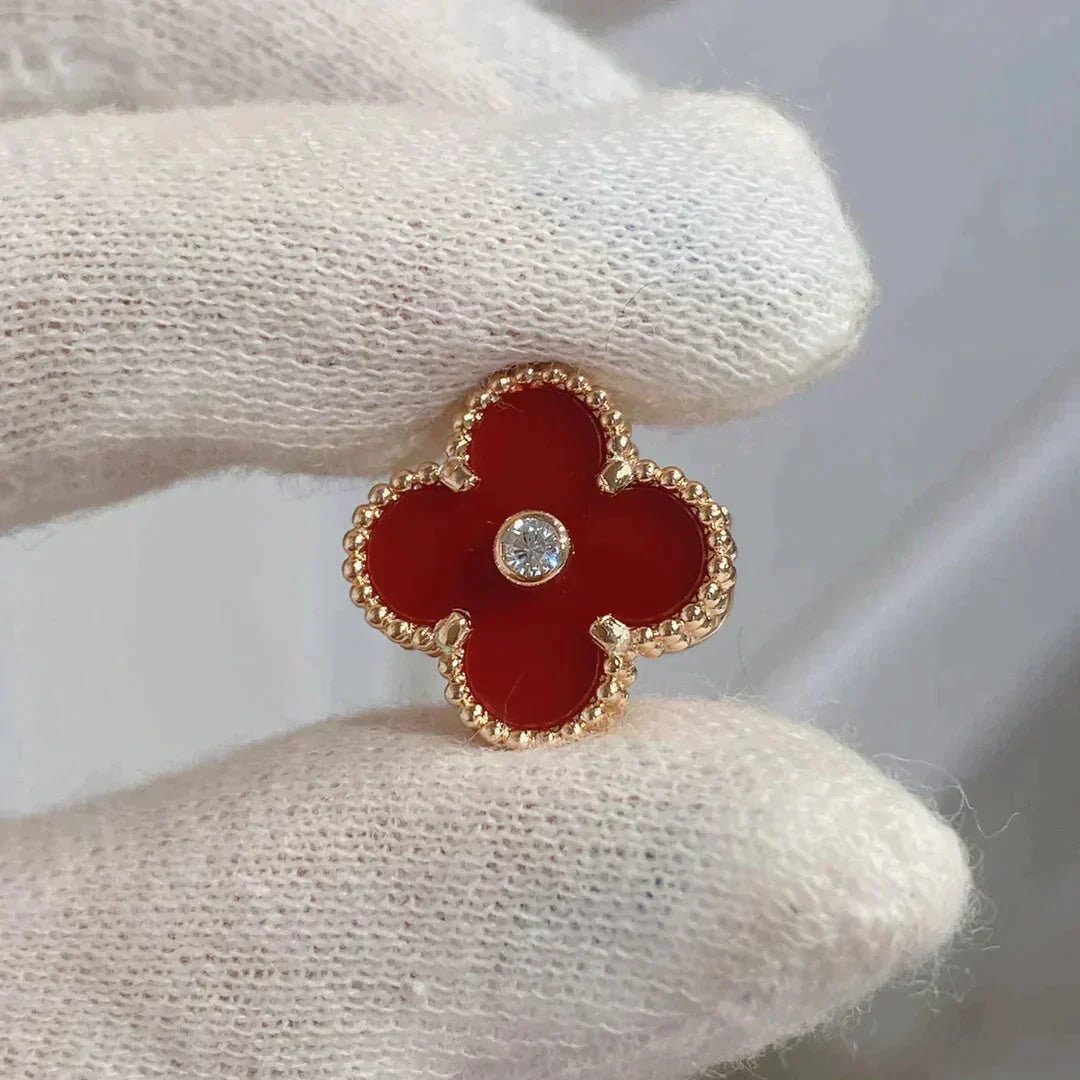 Lume Jewelry クローバーミディアム 1モチーフ カーネリアン ダイヤモンドピアス