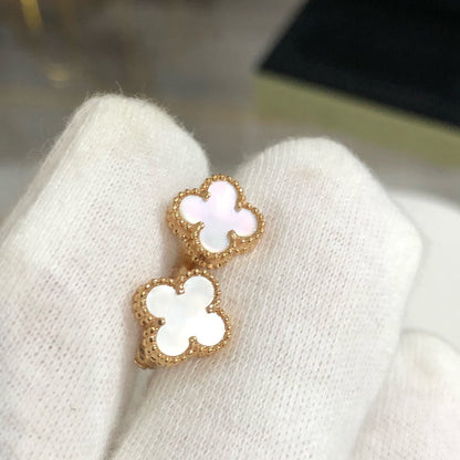 「Lume Jewelry」クローバー ミニ ゴールド イヤリング