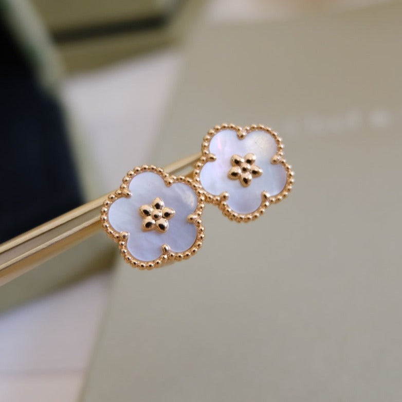 Lume Jewelry ラッキー ピンクゴールド ホワイトMOP イヤリング