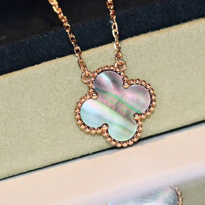 Lume Jewelry クローバー 15MM グレー マザーオブパール ネックレス