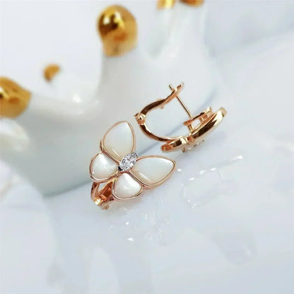 Lume Jewelry バタフライ マザーオブパール ダイヤモンド ピアス
