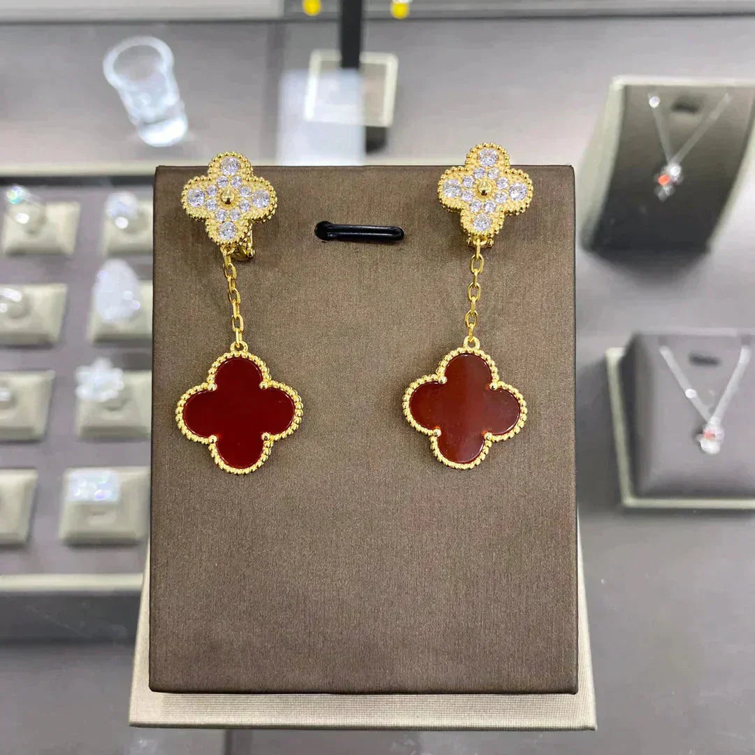Lume Jewelry　クローバー 2モチーフ ダイヤモンドピアス（複数選択）