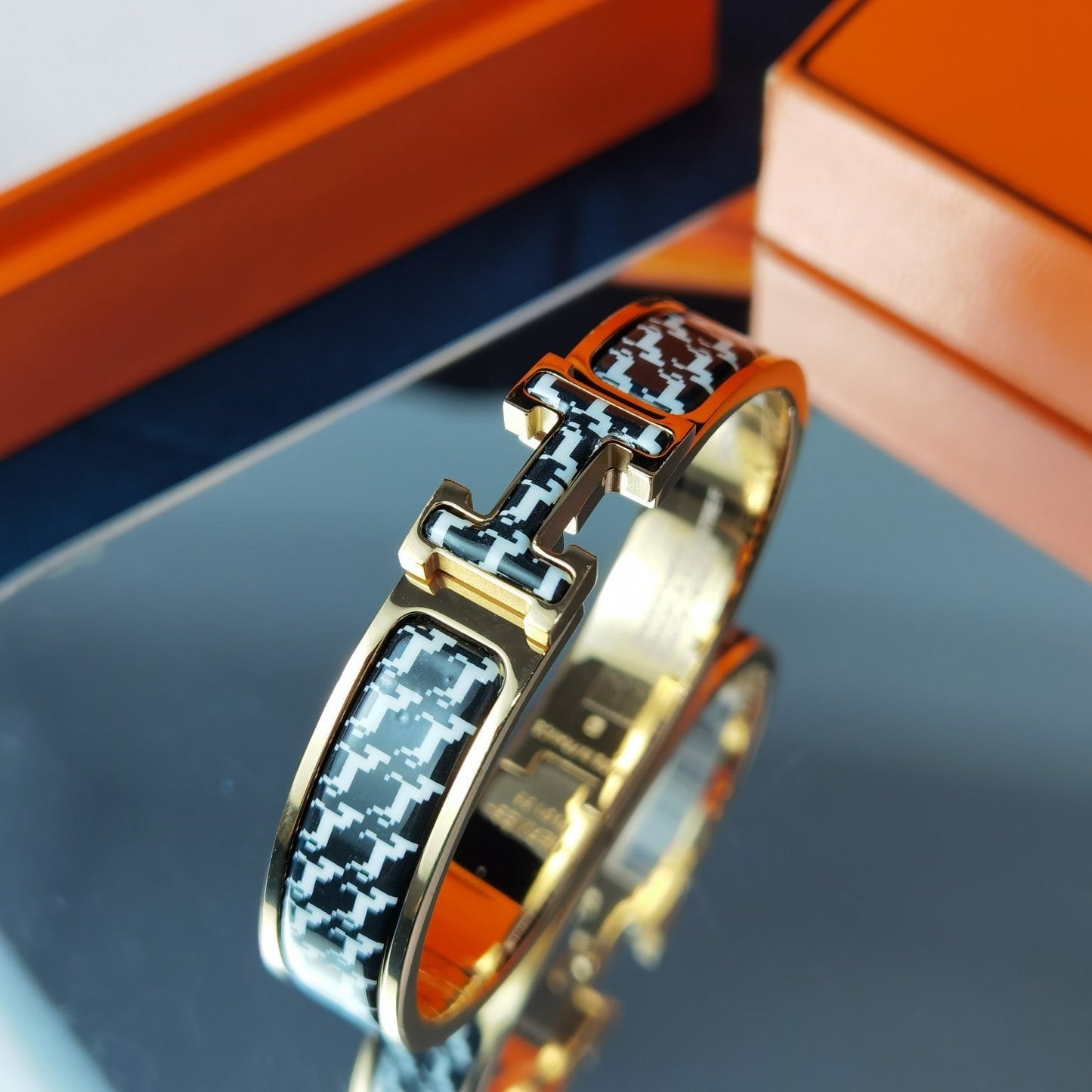 Lume Jewelry® ホースブレスレット 12MM
