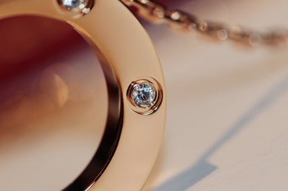 Lume Jewelry「LOVE NECKLACE 16MM 6 DIAMONDS PINK GOLD」