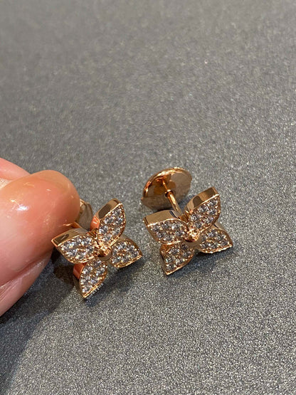「ルゥメジュエリー」スターダイヤモンドピアス