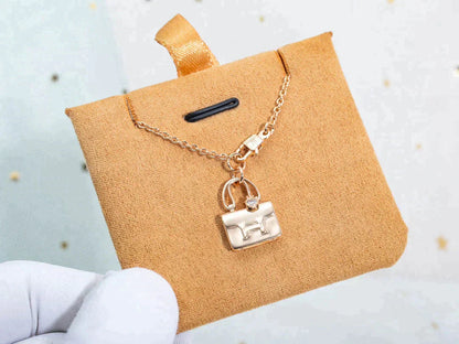 Lume Jewelryアミュレットペンダント ローズゴールドネックレス
