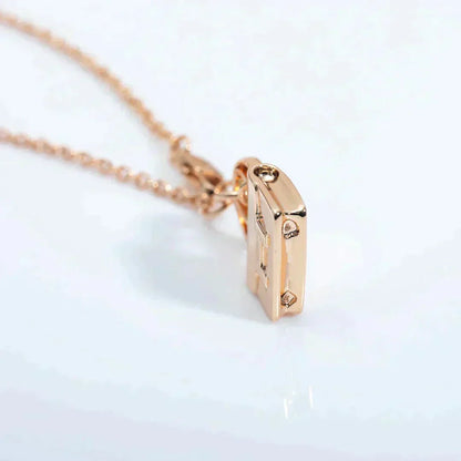 Lume Jewelryアミュレットペンダント ローズゴールドネックレス