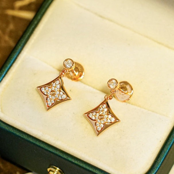 『Lume Jewelry』スターダイヤモンドピアス ゴールド