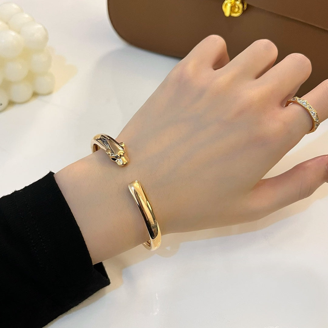 Lume Jewelry PANTHERE GOLD オープンブレスレット