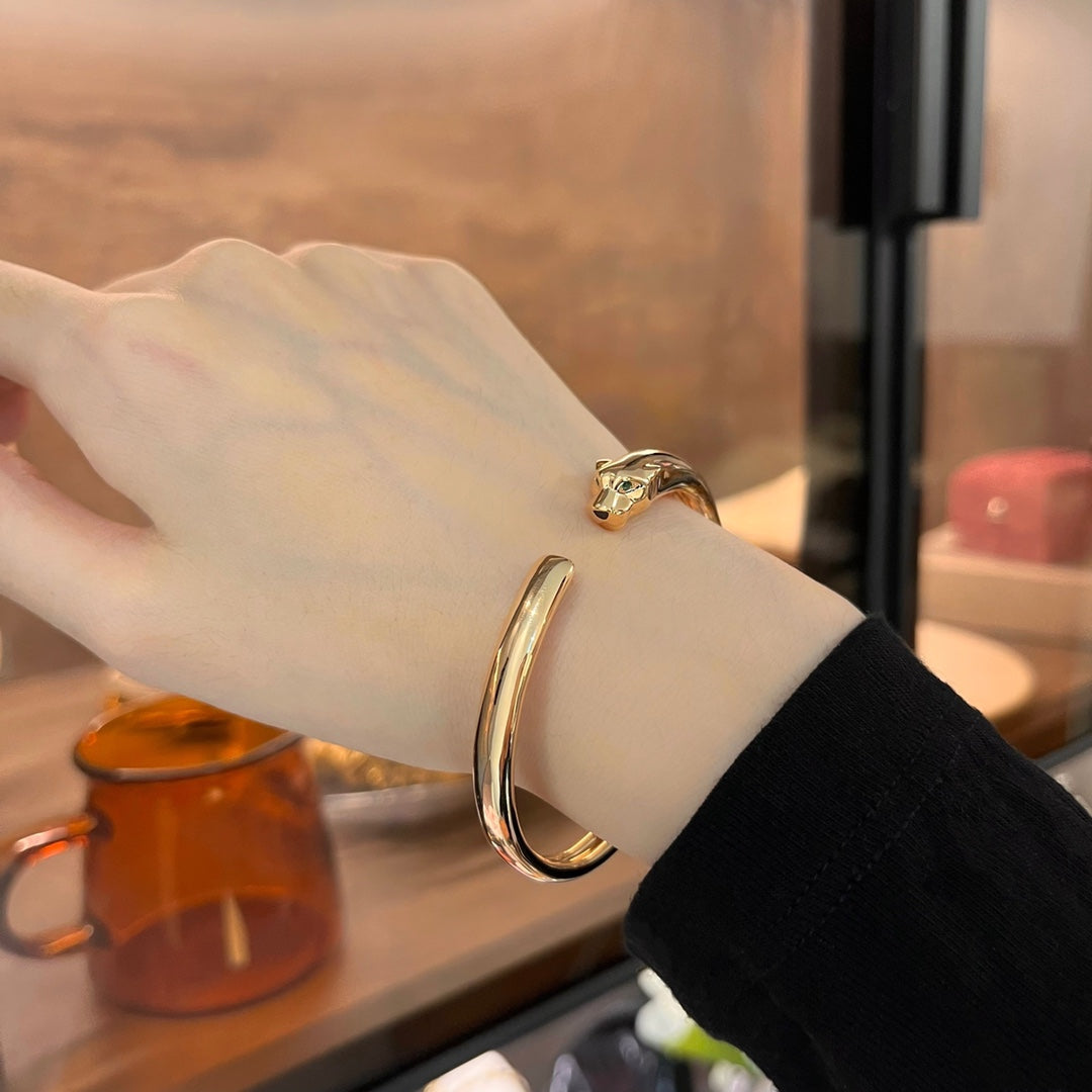 Lume Jewelry PANTHERE GOLD オープンブレスレット
