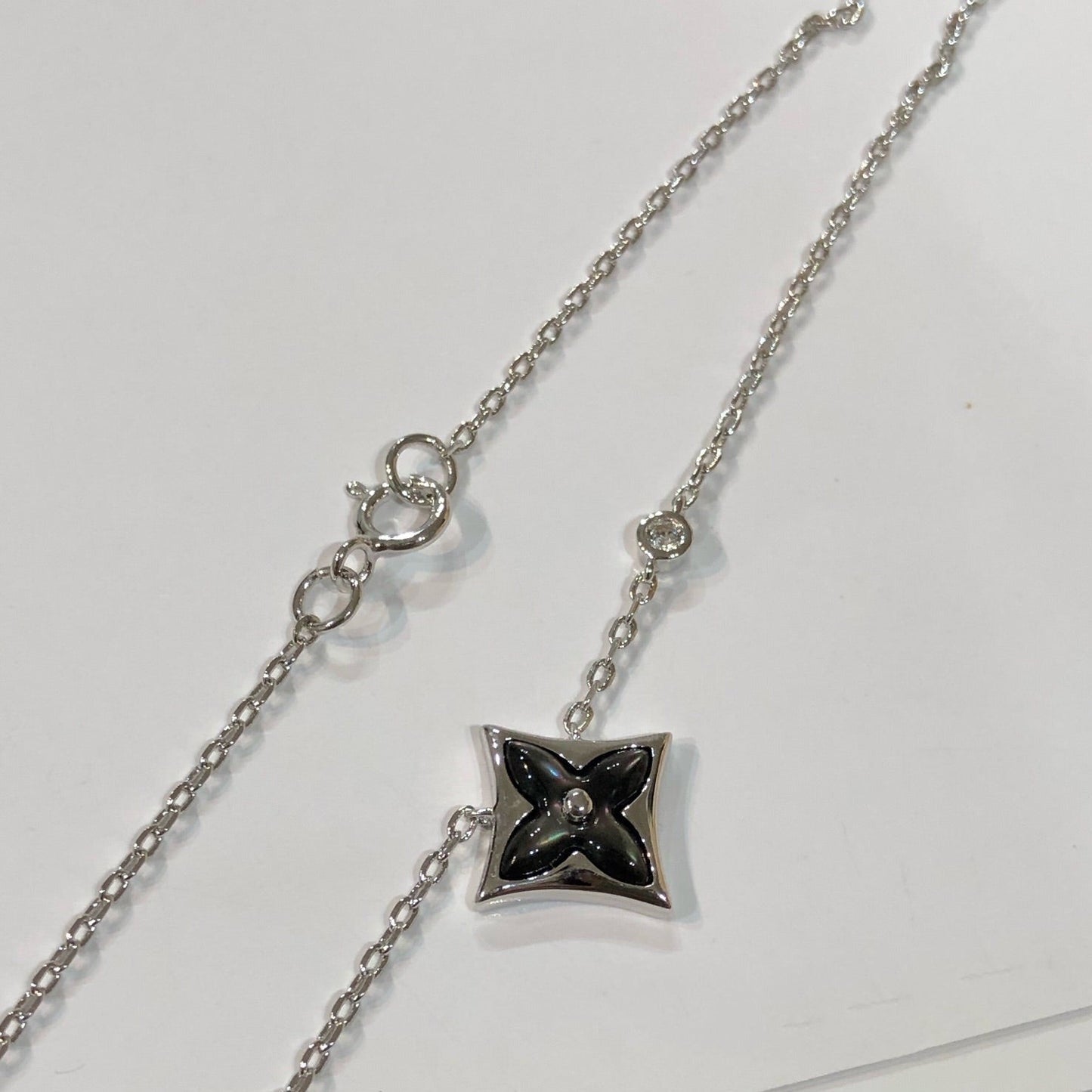 Lume Jewelry スターブラックMOPネックレス