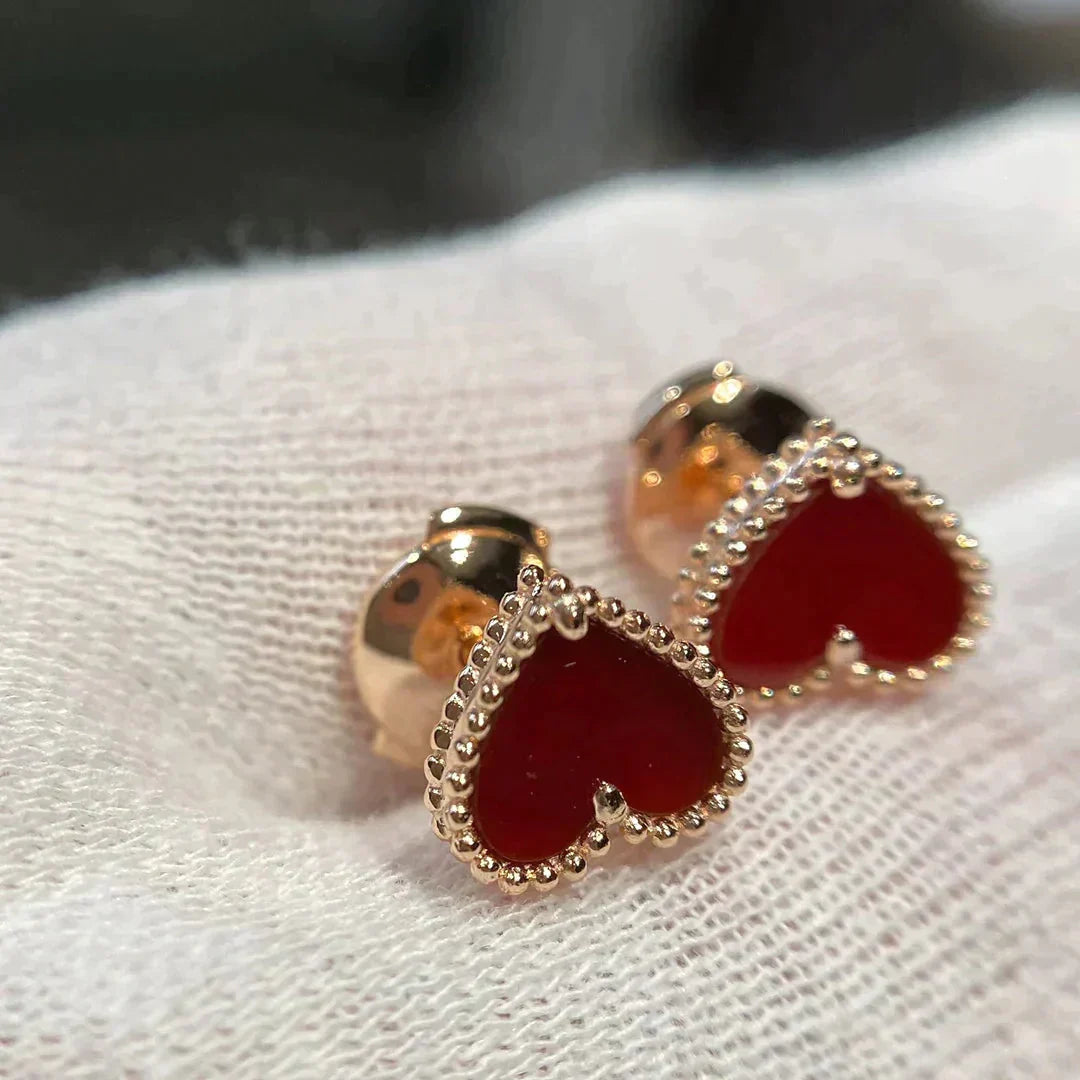 Lume Jewelry ハートカーネリアン スタッドピアス
