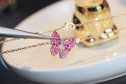 Lume Jewelry「バタフライ レッドダイヤモンド ローズゴールドネックレス」