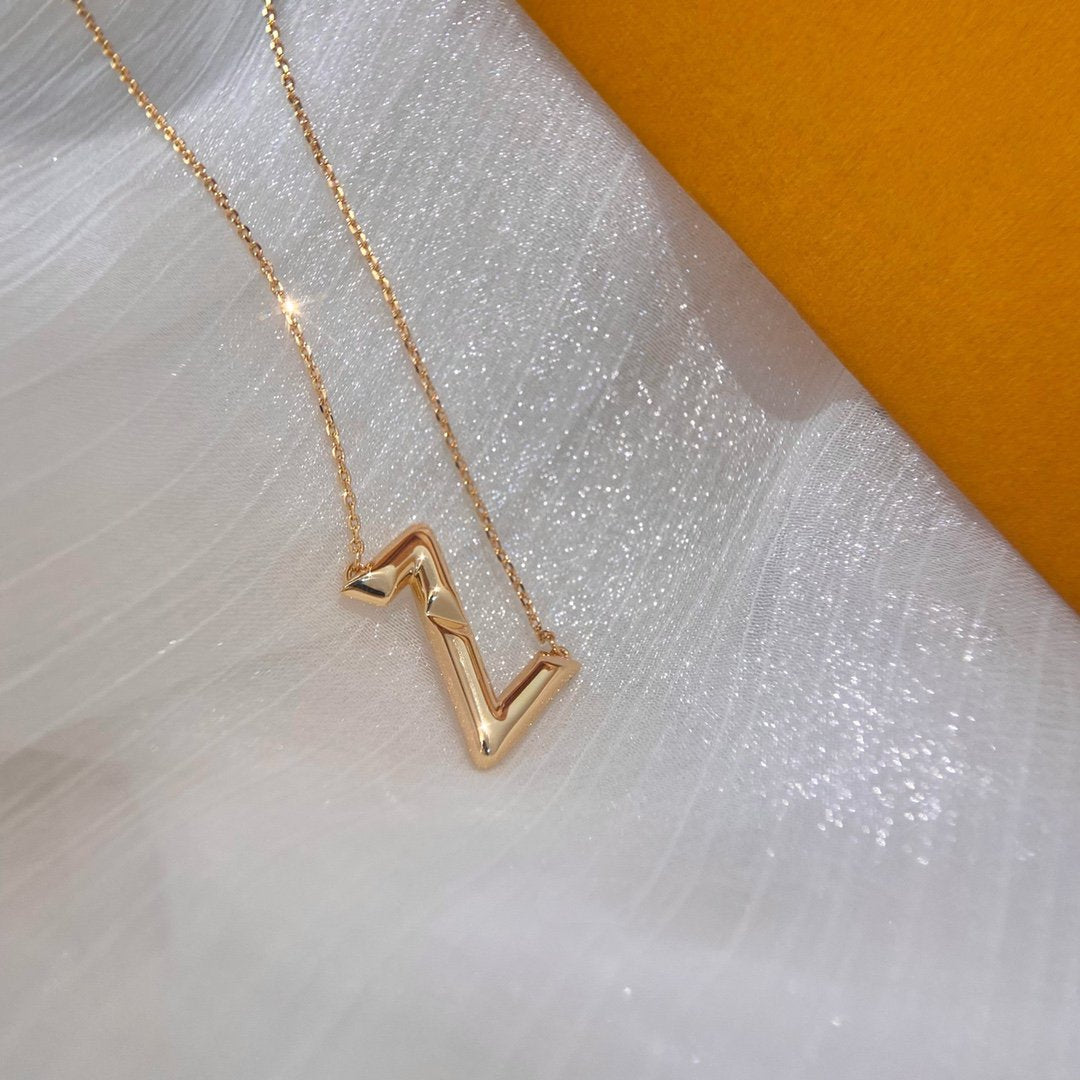 Lume Jewelry「ボルテ アップサイドダウンネックレス」