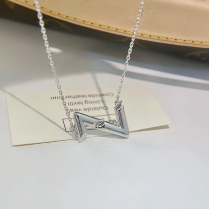 Lume Jewelry「ボルテ アップサイドダウンネックレス」