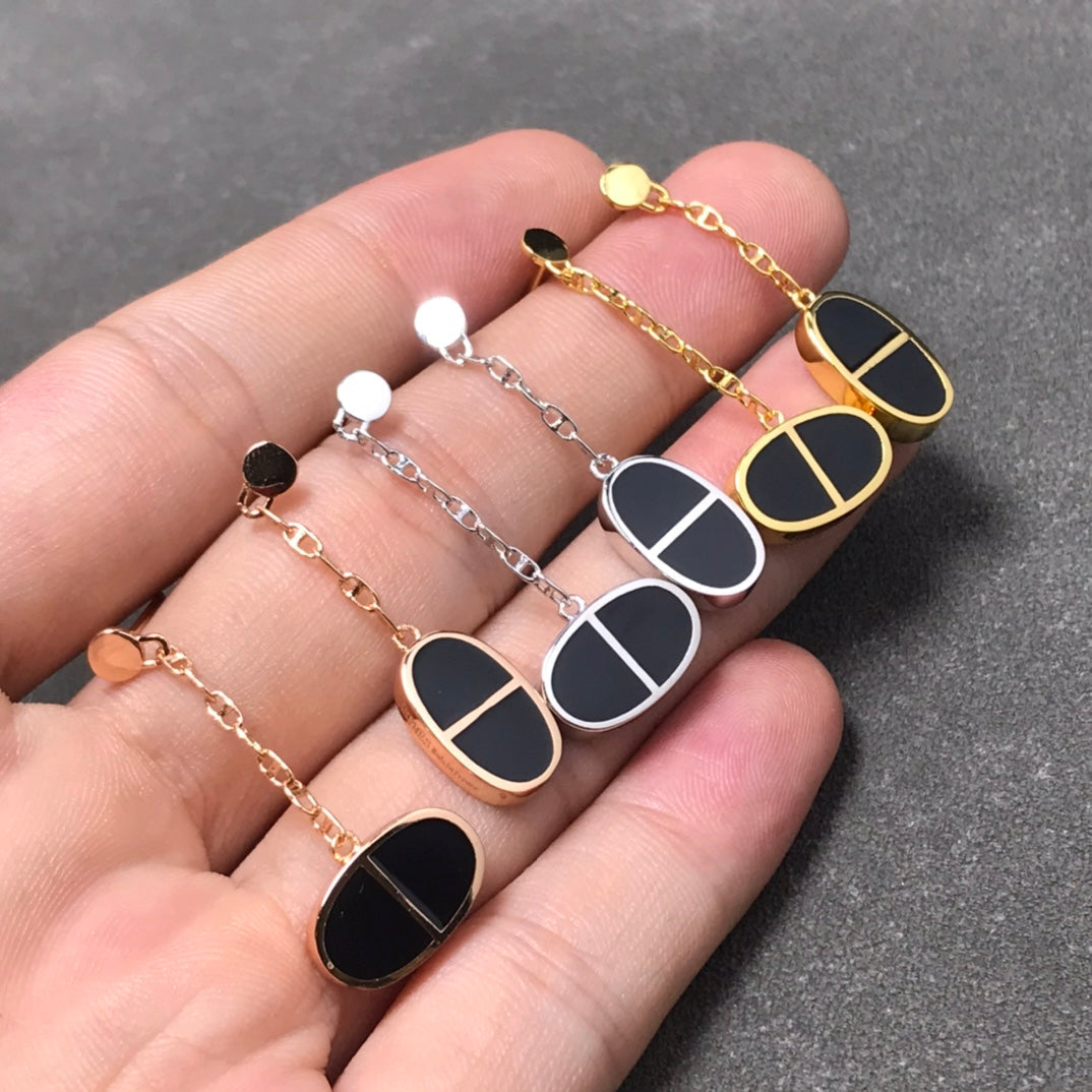 Lume Jewelry『CHAINE VERSO ブラックセラミック シルバーピアス』