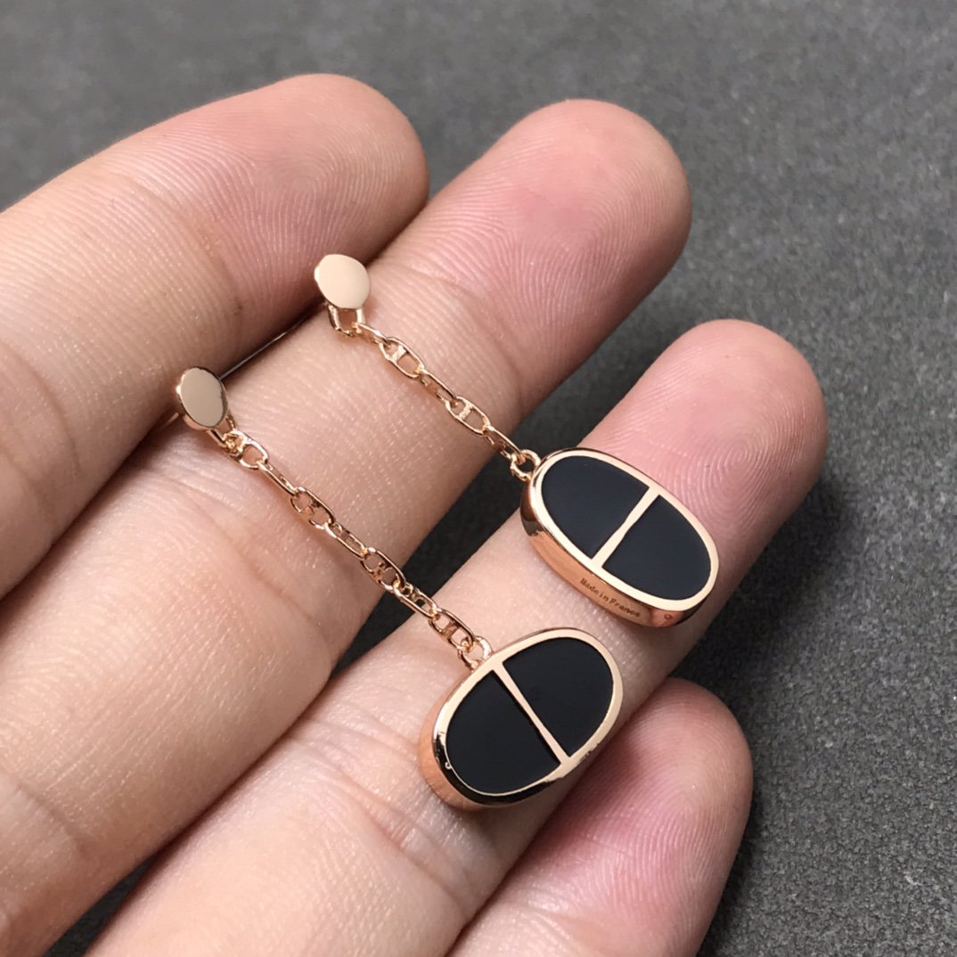 Lume Jewelry『CHAINE VERSO ブラックセラミック シルバーピアス』