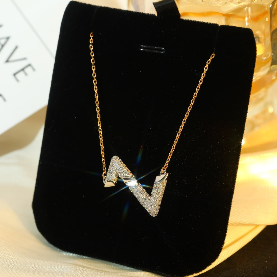 Lume Jewelry ボルト シルバーダイヤモンドペンダントネックレス