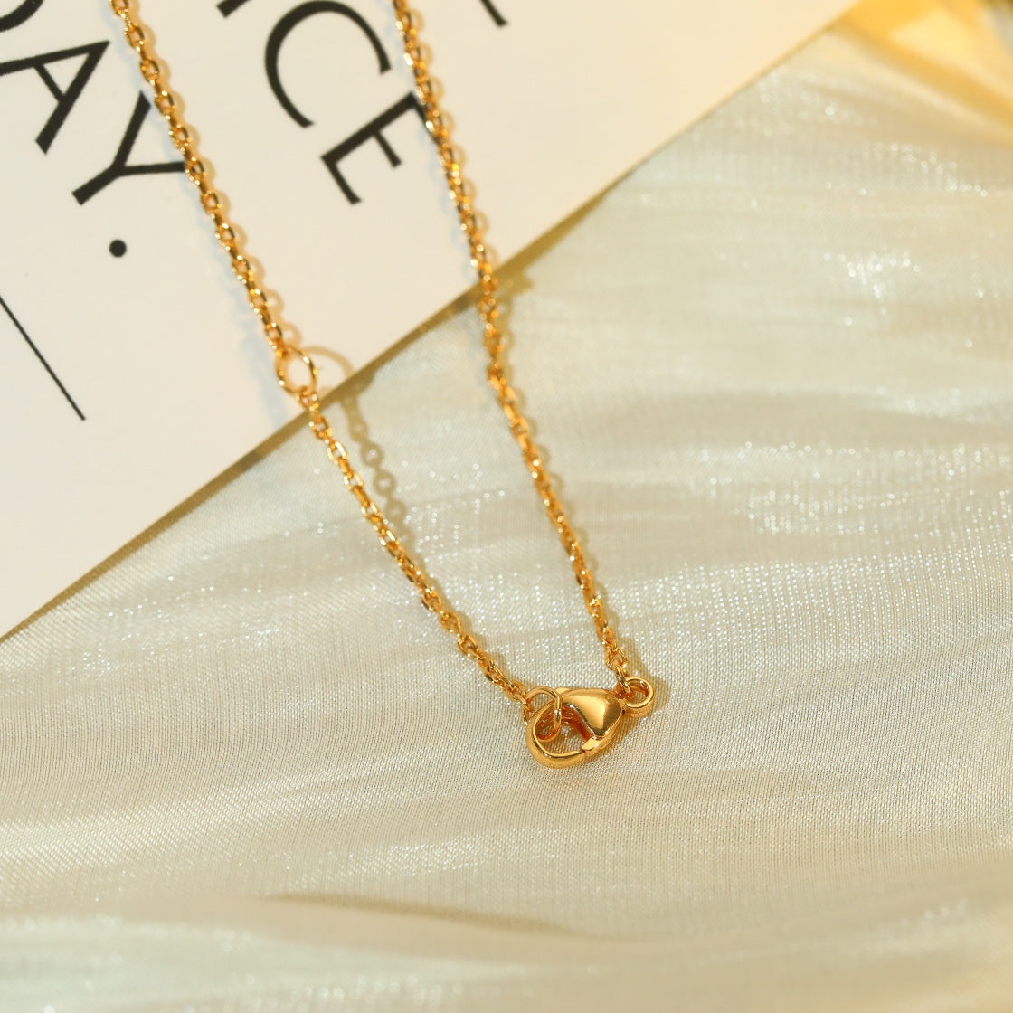 Lume Jewelry ボルト シルバーダイヤモンドペンダントネックレス