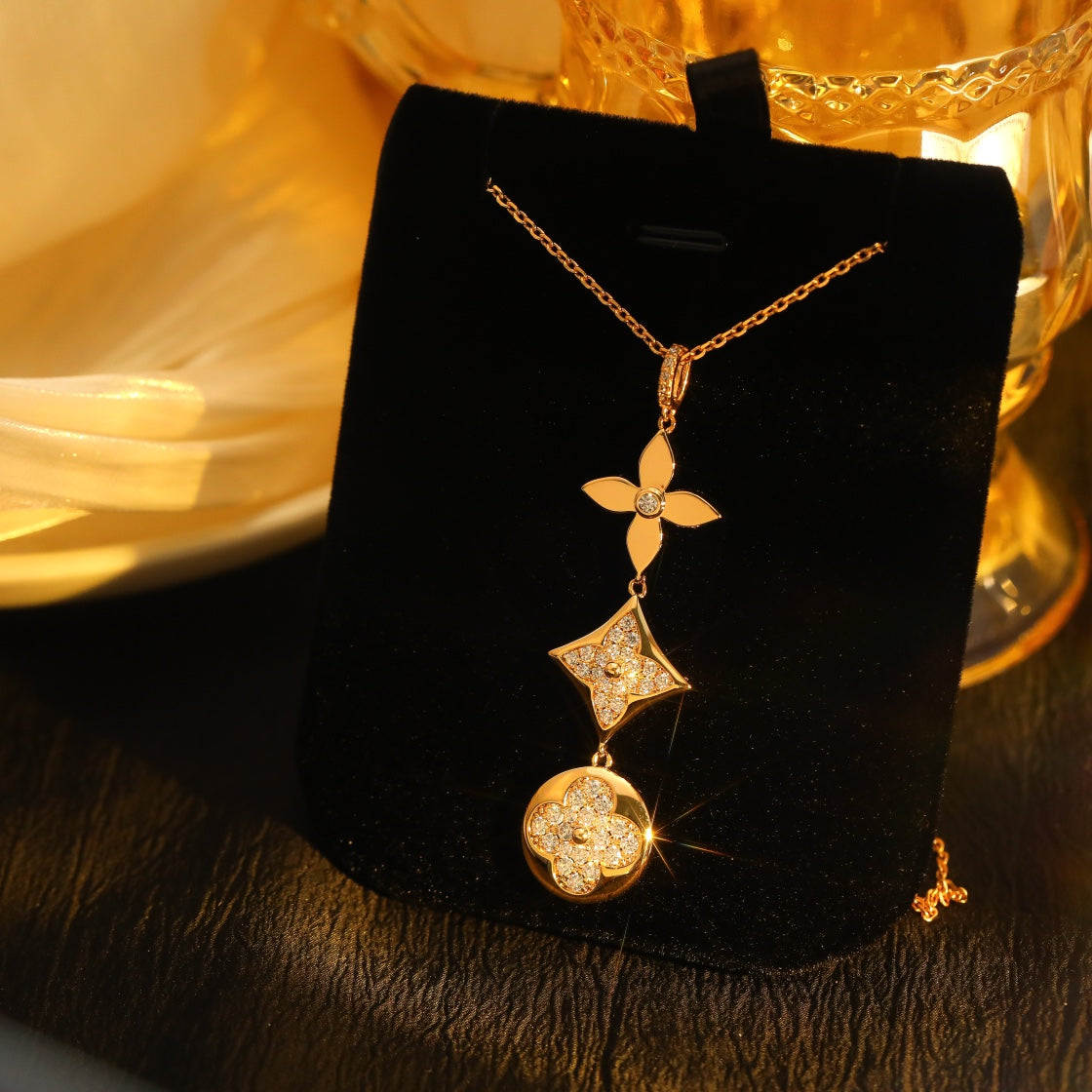 Lume Jewelry「星と太陽」ダイヤモンド ピンクゴールド ネックレス