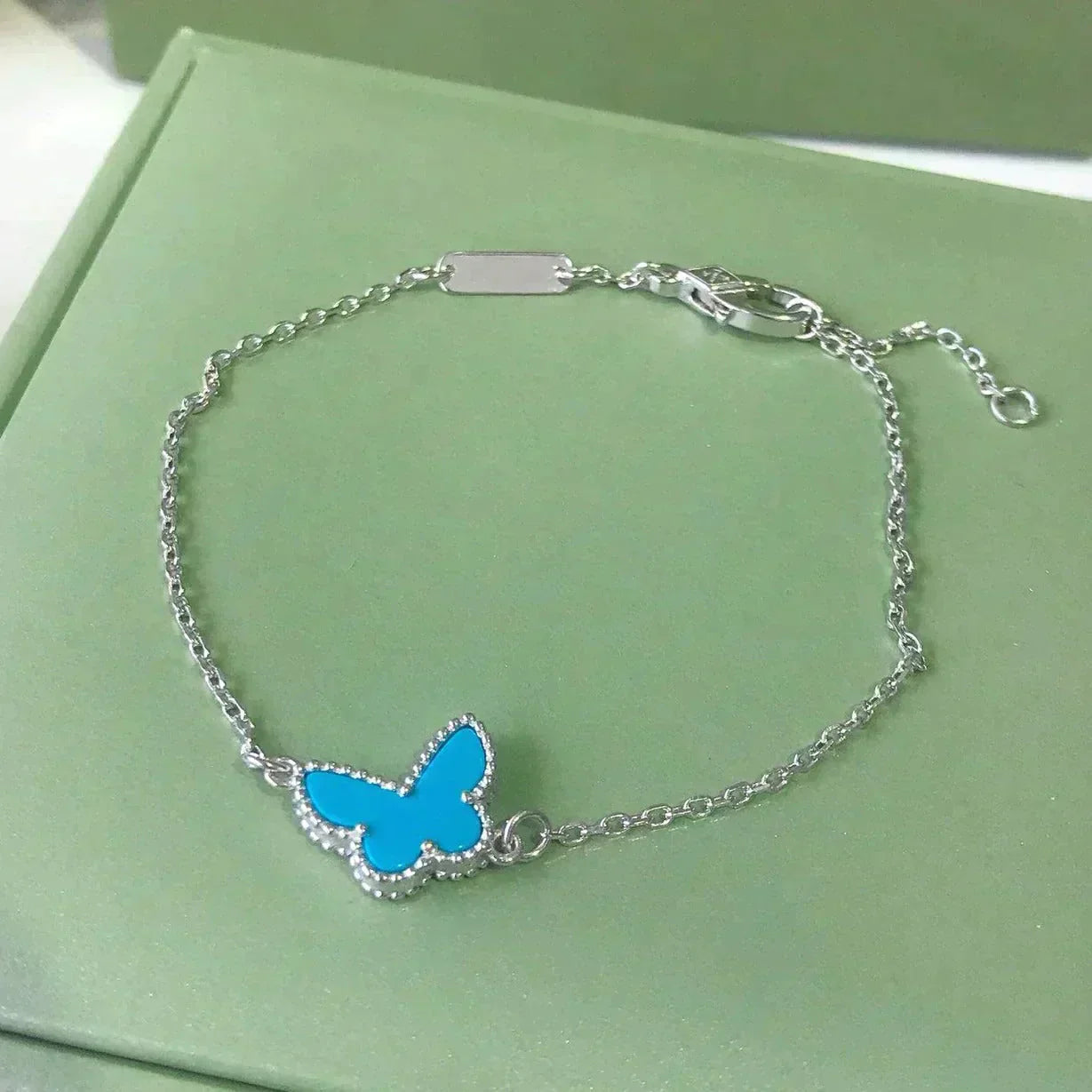 Lume Jewelry® バタフライ ターコイズ バタフライブレスレット シルバー