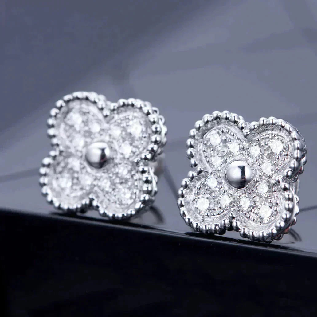 「Lume Jewelry」クローバー1モチーフダイヤモンドスタッドピアス シルバー