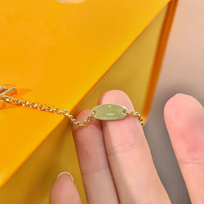 「Lume Jewelry」ロゴ スターモチーフ ゴールドブレスレット