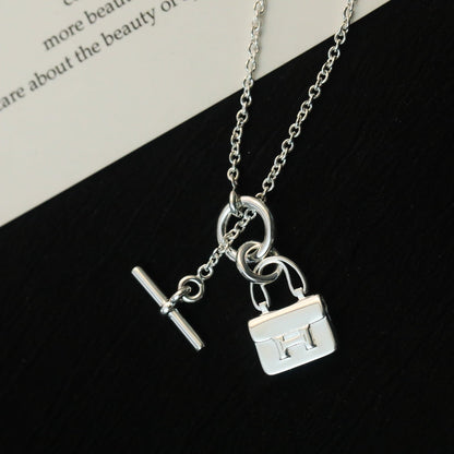 「リュームジュエリー」ポップ H ペンダント シルバーネックレス