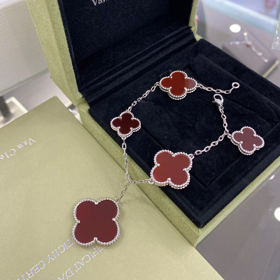 Lume Jewelry クローバー5モチーフ シルバーカーネリアンブレスレット