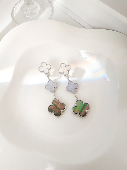 Lume Jewelry クローバー 3モチーフ カルセドニー ダークマザーオブパール シルバー イヤリング