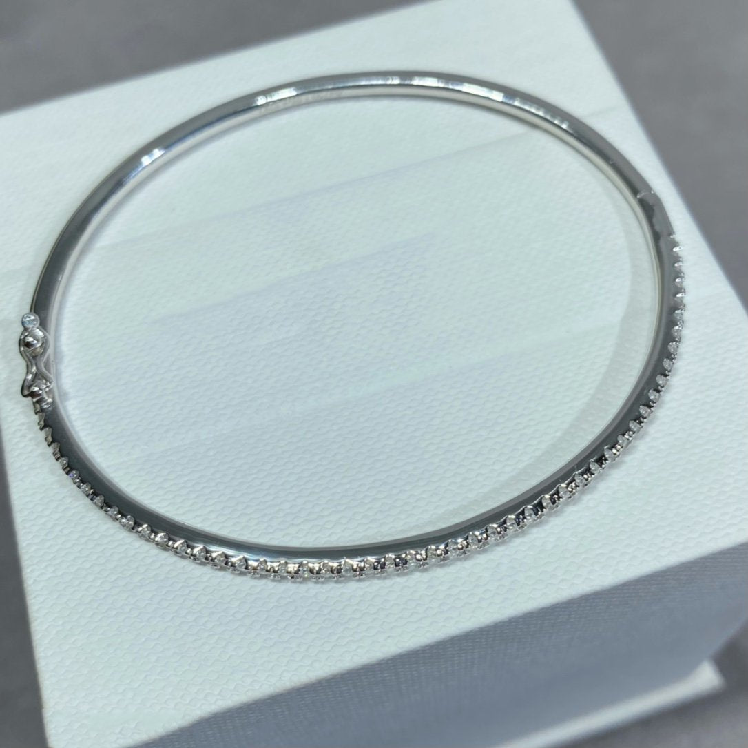 Lume Jewelry「ミニダイヤモンドテニスブレスレット」