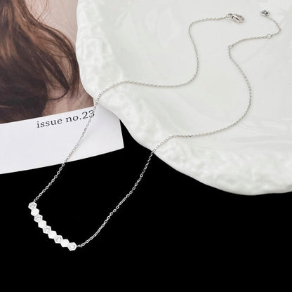 Lume Jewelry「BEE MY LOVE ダイヤモンド ネックレス」