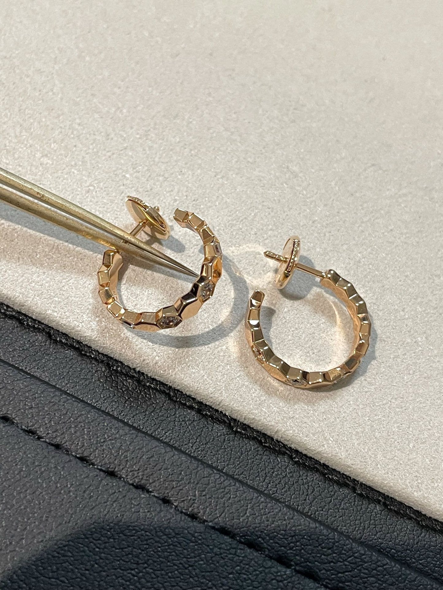 『Lume Jewelry』BEE LOVE ピアス GOLD DIAMOND