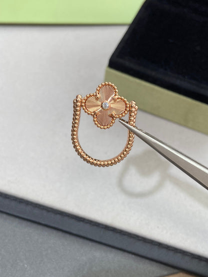 Lume Jewelry クローバーリバーシブルローズゴールドリング