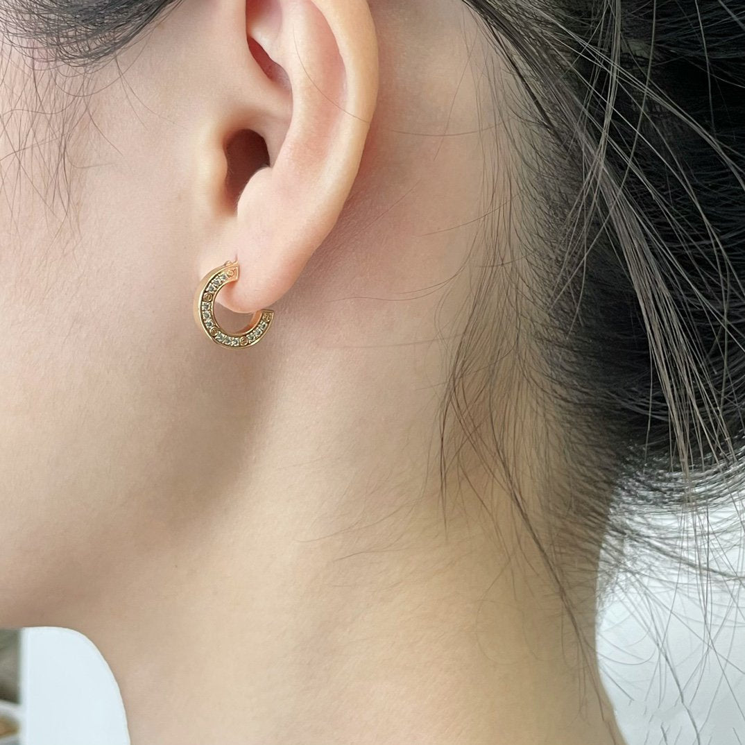 Lume Jewelry 「LOVE DIAMOND EARRINGS」