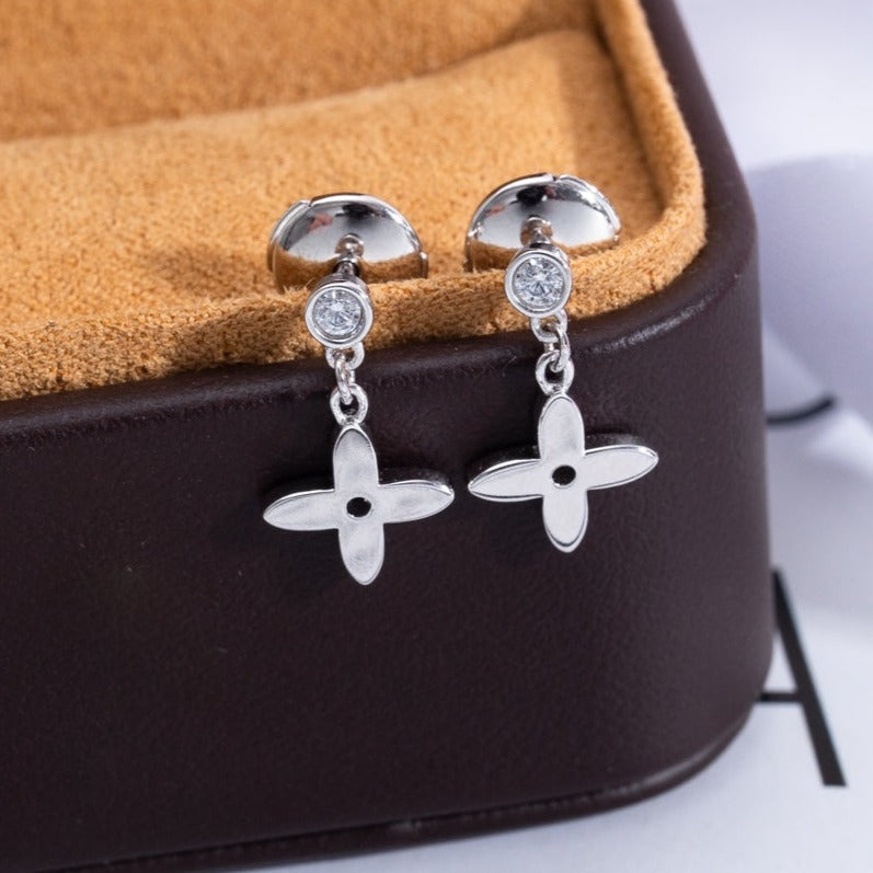 Lume Jewelry VIDYLLE SILVER DIAMOND MINI DROP EARRINGS